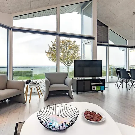 Seaside Bliss In Fyn - By Traum Nyaraló *